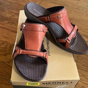 BNIB Merrell Sandals